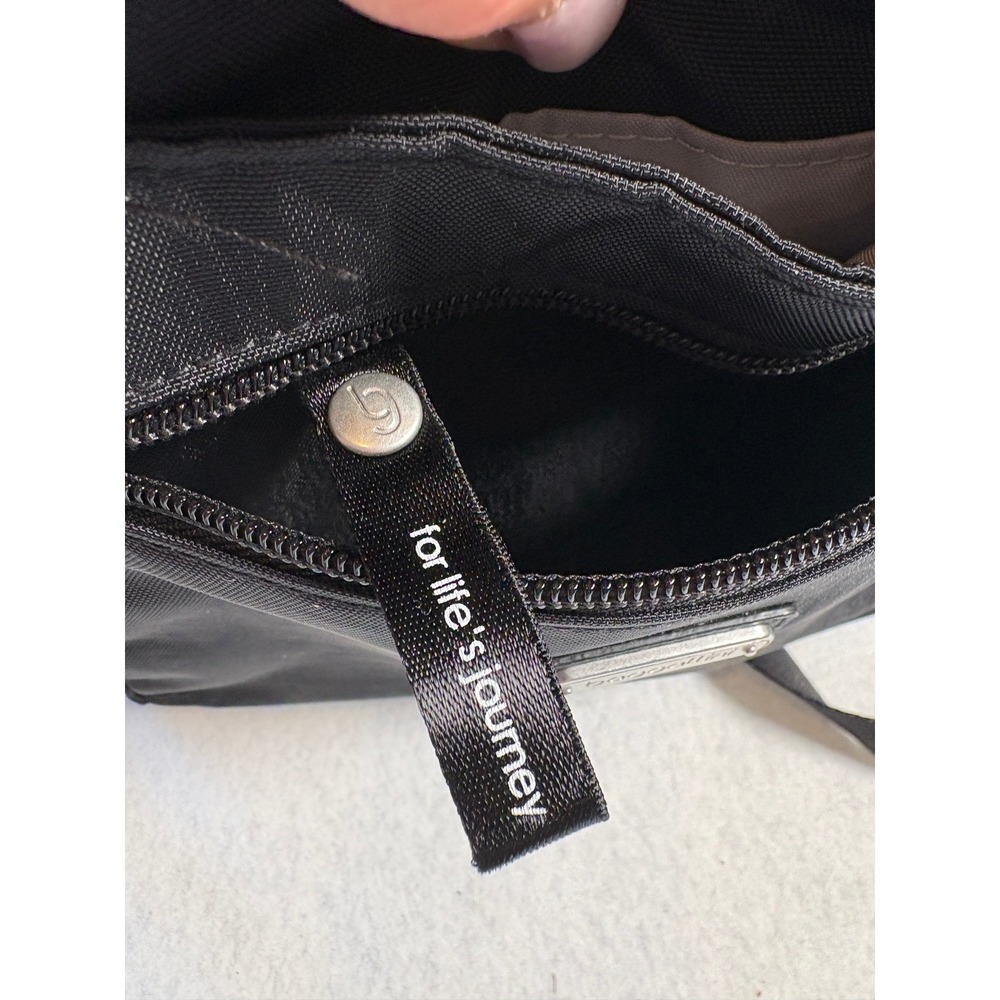 Baggallini Everywhere Crossbody Bag Black Nylon Travel Purse with Wristlet - Picture 5 of 11